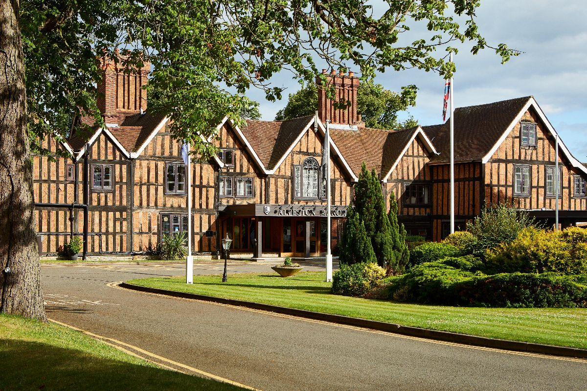 Gallery Item 3 for Macdonald Alveston Manor